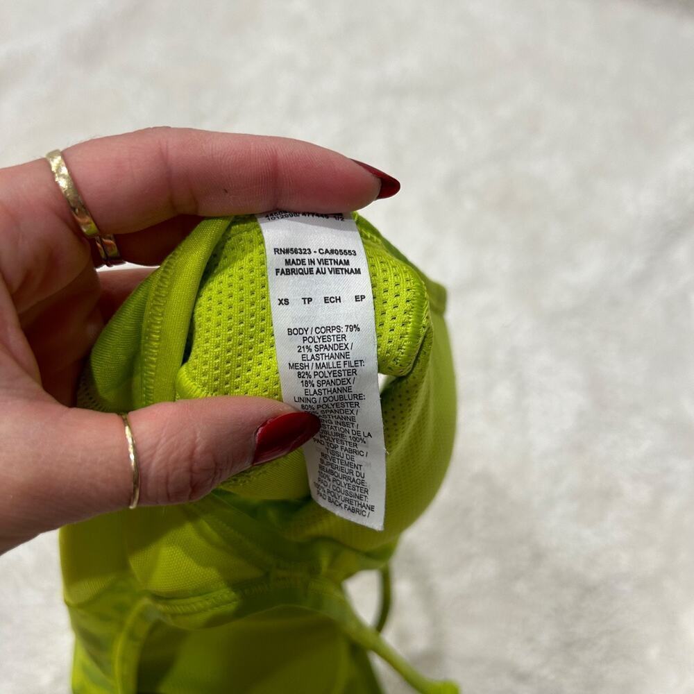 Nike Womens Green Athleisure Luxe Strappy Sports Bra Padded Sz XS Workout Cheer - Picture 3 of 5